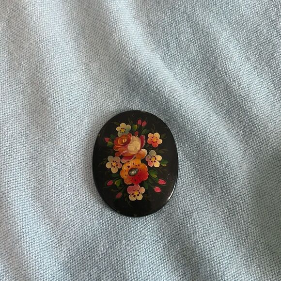 Hand Painted Russian Flower Brooch - Picture 1 of 6